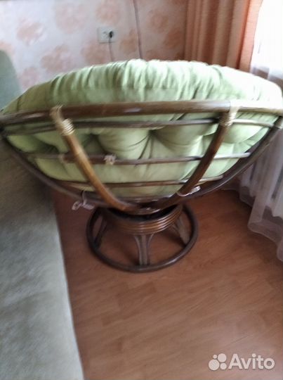 Кресло качалка из натурального ротанга бу