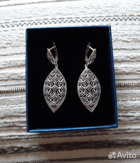 Серебряные серьги Sokolov