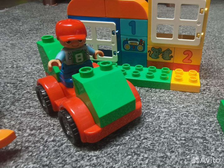 Lego duplo 10572 механик (без контейнера)