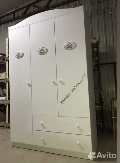 Детский шкафчик