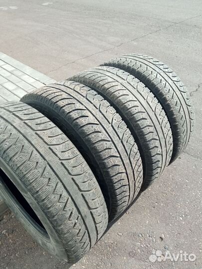 Bridgestone Eager 215/70 R16