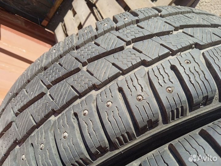 Michelin Agilis X-Ice North 235/65 R16C