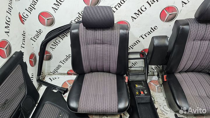 Салон в сборе на Mercedes-Benz W123