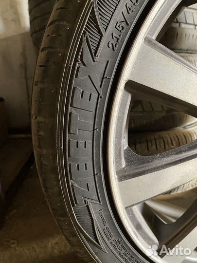 Zeetex HP2000 VFM 215/45 R17