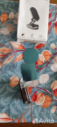 Автомобильный магнитный держатель для телефона