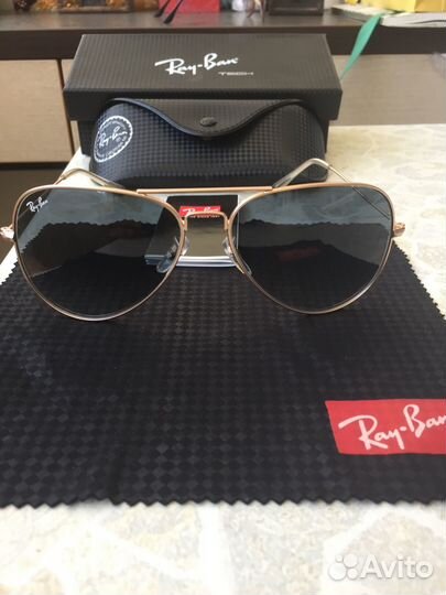 Солнцезащитные очки Ray-Ban