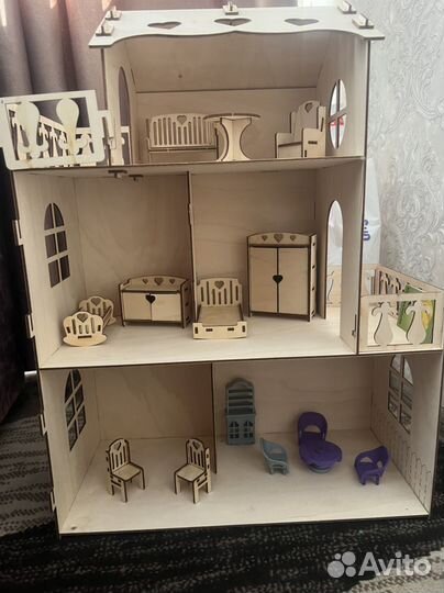 Домик кукольный