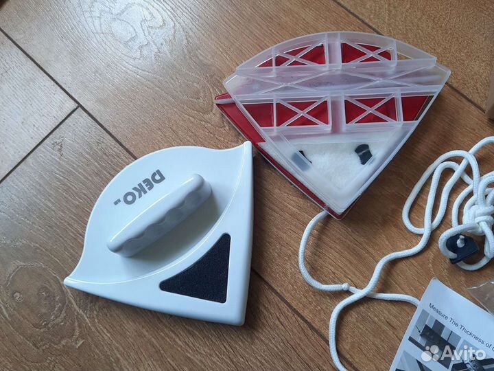 Стеклоочиститель для окон