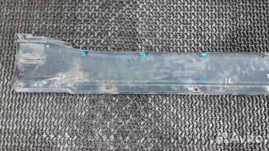 Накладка на порог mitsubishi pajero 4 (4DN06GZ01)