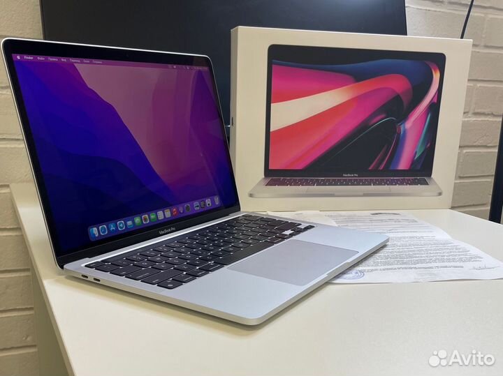 MacBook Pro 13 M2 2022 8/512gb новый / 8 циклов