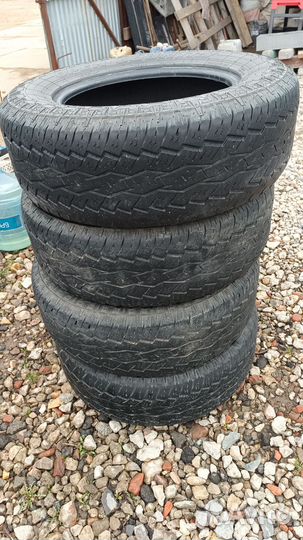 Toyo Open Country A/T Plus 265/65 R17 110
