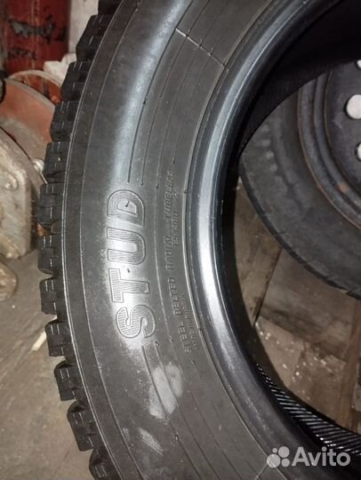 Yokohama ice guard 215 60 r16