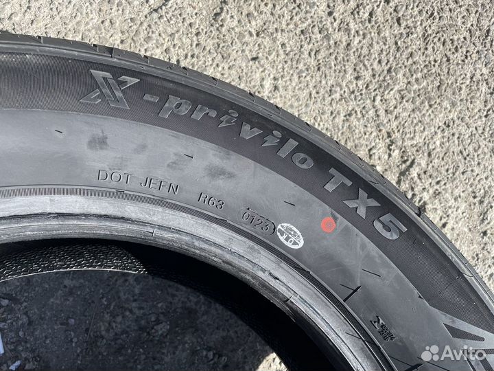 Tracmax X-Privilo TX5 215/65 R16 98H