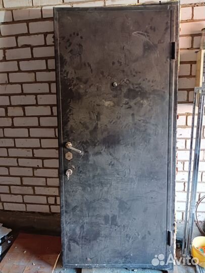 Дверь входная металлическая бронированная