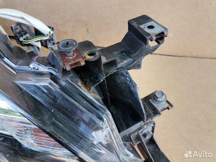 Фара правая Mazda 6 GH