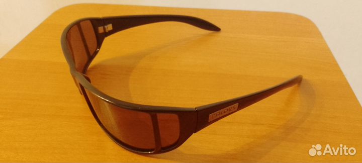 Продам очки унисекс солнцезащитные colors