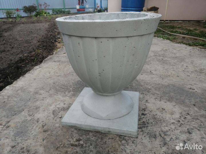 Вазоны для цветов бетонные