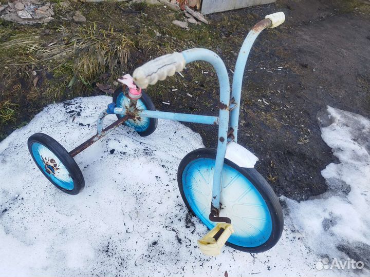 Трехколесный велосипед СССР