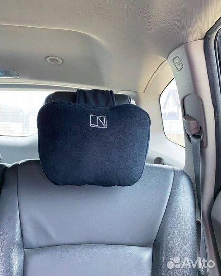 Подушка BMW 7
