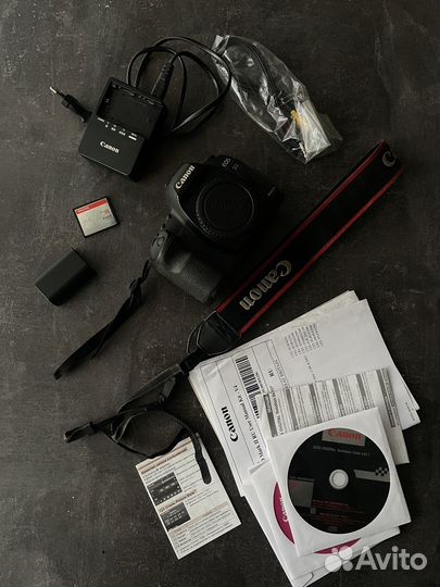 Зеркальный фотоаппарат canon 5 d mark 2 (II )