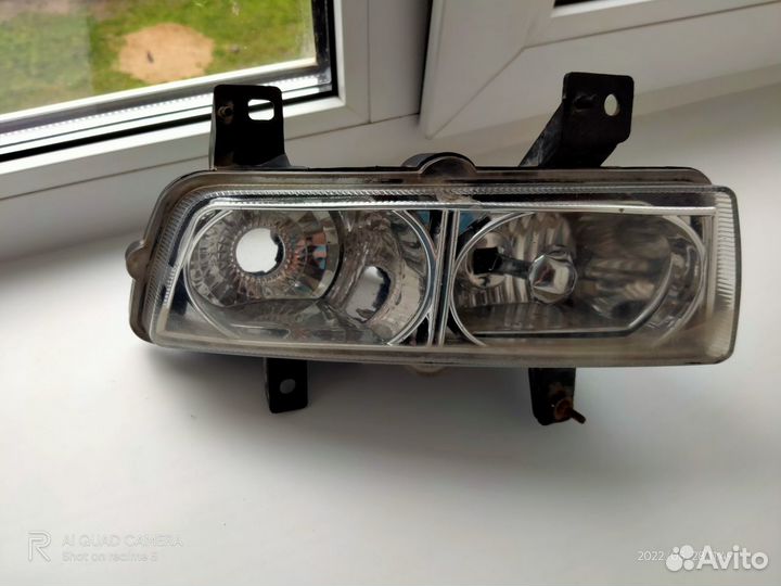 Противотуманная фара Джили Эмгранд ес7 седан