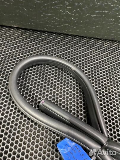 Уплотнитель проема задней левой двери spark m300