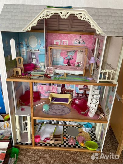 Домик кукольный