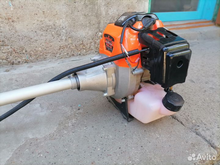 Триммер- кусторез бензомоторный