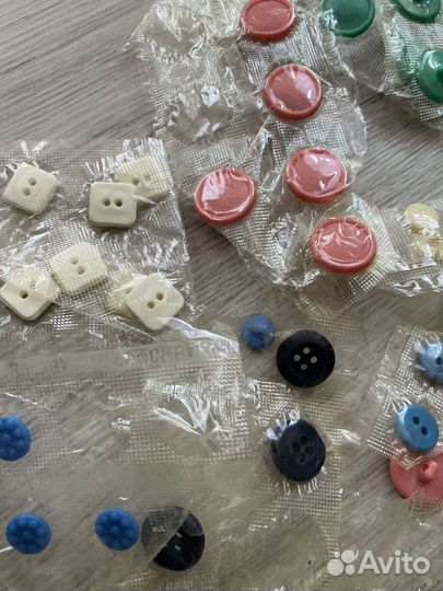 Винтажные пуговицы набором новые