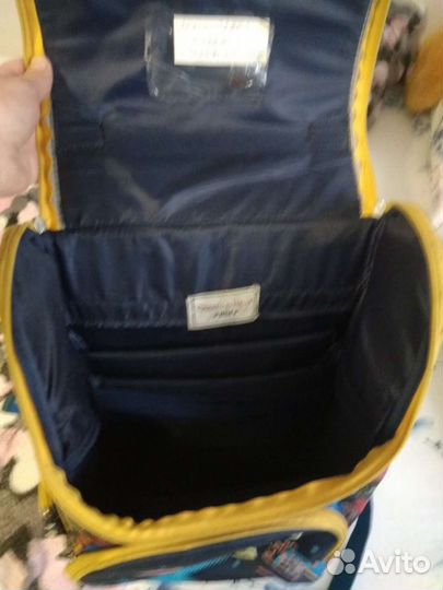 Рюкзак школьный