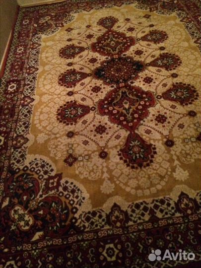 Ковёр из натуральной шерсти