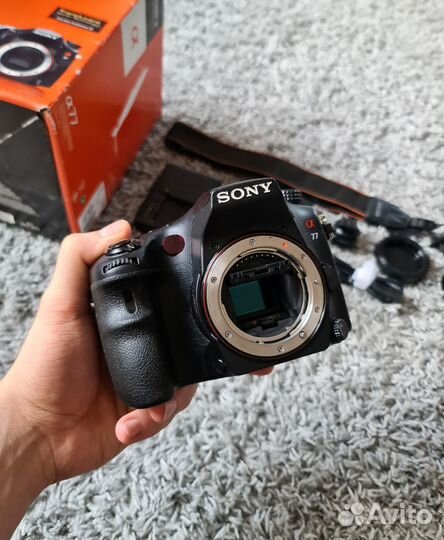 Топовая камера sony SLT-A77