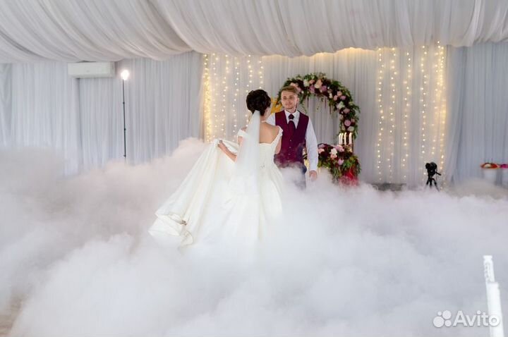 Тяжелый дым, холодные фонтаны, дым на свадьбу