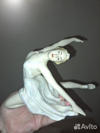 Статуэтка фарфор балерина лзфи