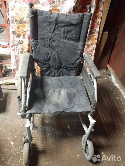 Инвалидная коляска