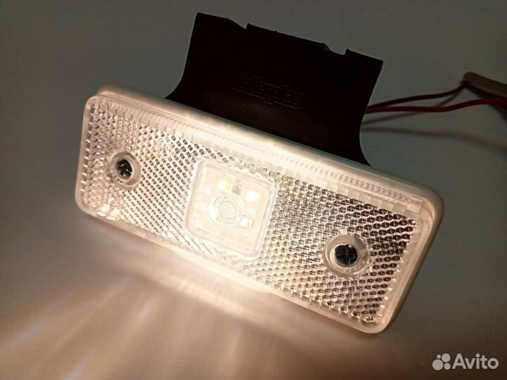 Габариты белые с кронштейном (к-т 10 штук)