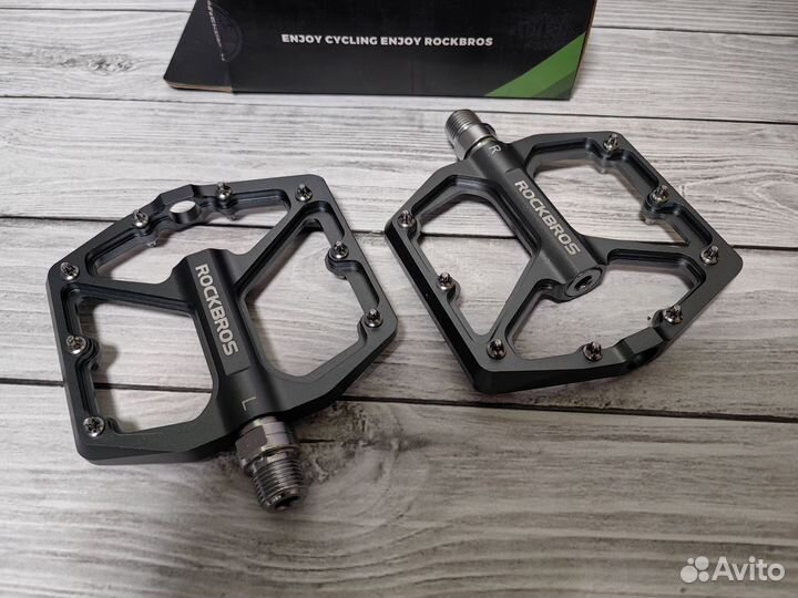 Педали на промах для велосипеда