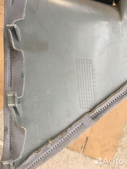 Пластик торпедо Mercedes W210 (4091)