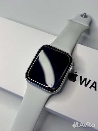 Apple Watch SE 44mm 97акб