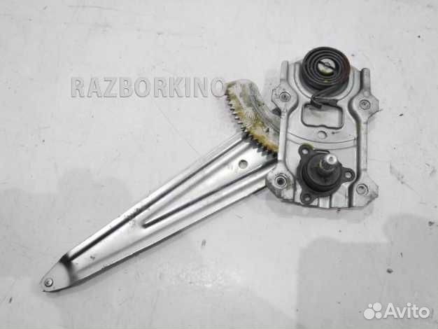 Стеклоподъемник механический задний левый 8354062J