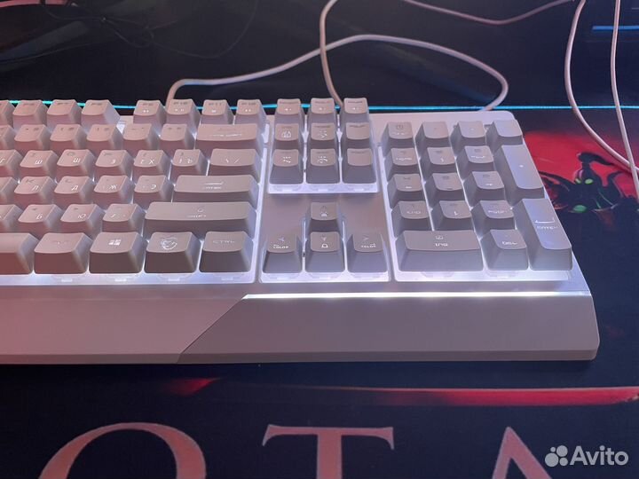 Игровая клавиатура Msi
