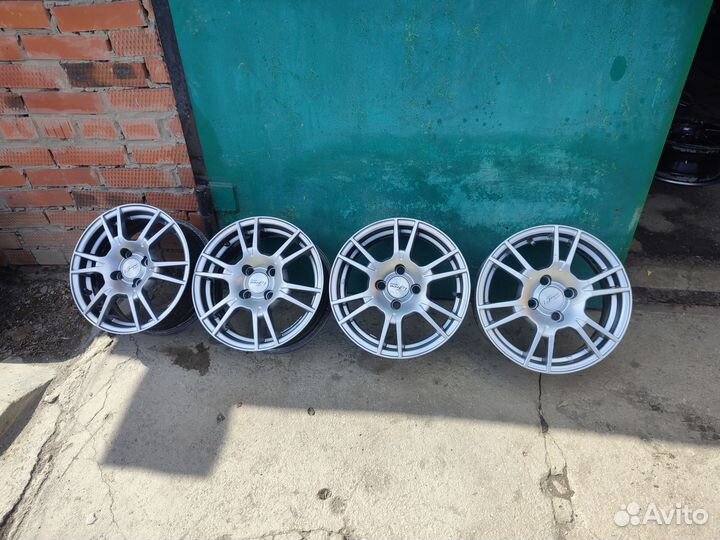 Комплект дисков на ваз 4/98 R14