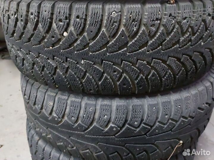 Nokian Tyres Hakkapeliitta 5 215/65 R16