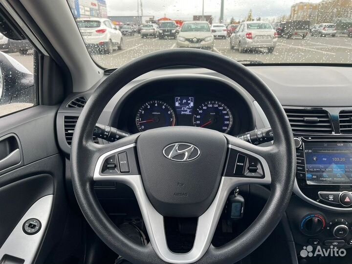 Hyundai Solaris 1.4 AT, 2014, 34 500 км