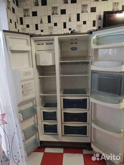 Холодильник двухдверный
