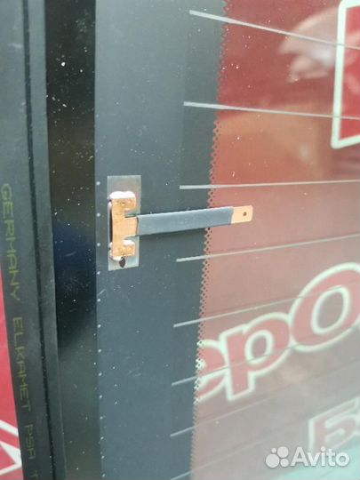 Стекло Peugeot 408