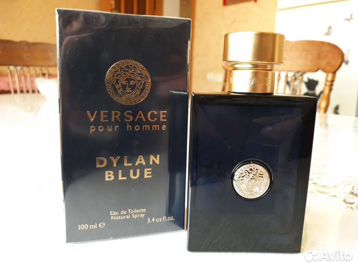 Мужской парфюм Versace Pour Homme Dylan Blue