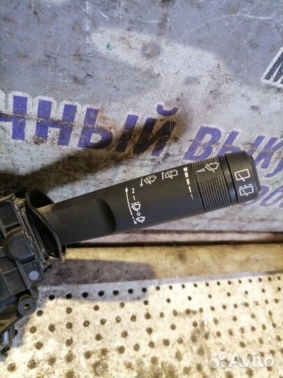 Переключатель подрулевой Opel Astra J