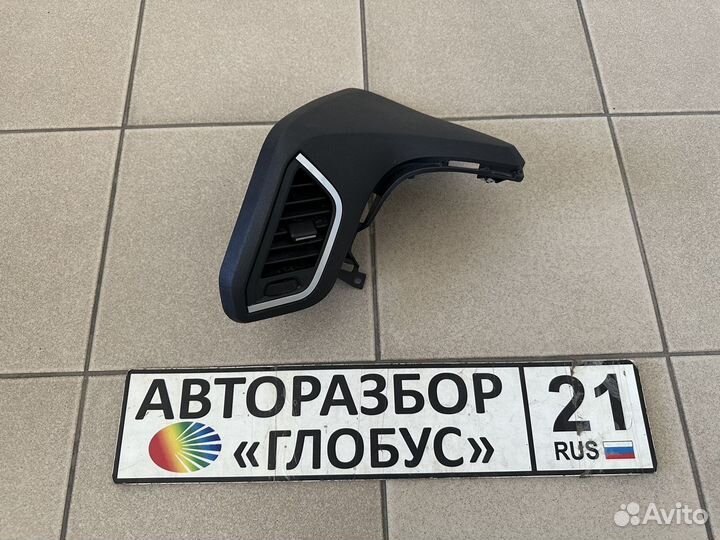 Накладка панели левая LADA X-ray Лада X-рей