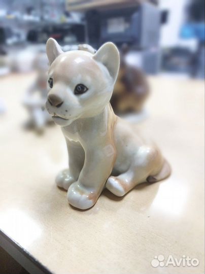 Фарфоровые статуэтки лфз/хфз